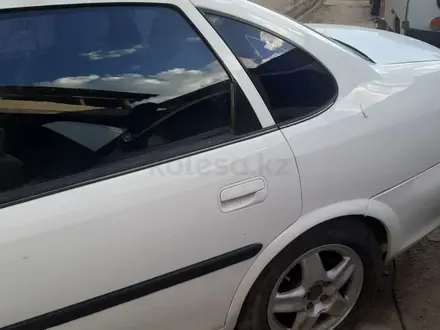 Opel Vectra 1997 года за 600 000 тг. в Кызылорда – фото 4