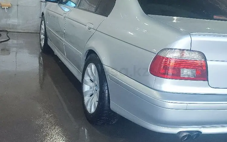 BMW 530 1999 годаfor3 700 000 тг. в Жезказган