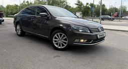 Volkswagen Passat 2013 года за 5 100 000 тг. в Алматы – фото 3
