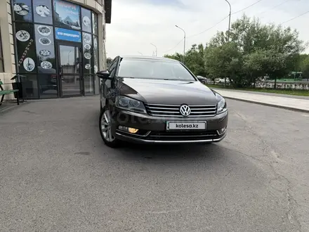 Volkswagen Passat 2013 года за 5 100 000 тг. в Алматы