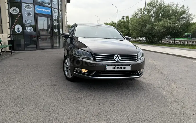 Volkswagen Passat 2013 года за 5 100 000 тг. в Алматы