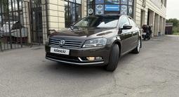 Volkswagen Passat 2013 года за 5 100 000 тг. в Алматы – фото 2
