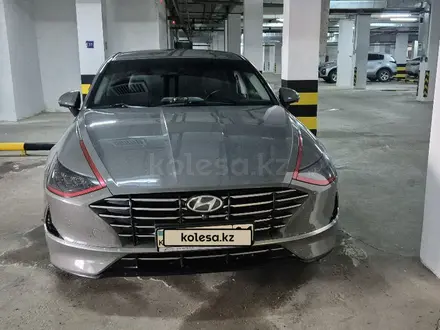 Hyundai Sonata 2021 года за 13 000 000 тг. в Астана – фото 5