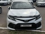 Toyota Camry 2021 года за 11 000 000 тг. в Алматы