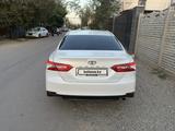 Toyota Camry 2021 года за 11 000 000 тг. в Алматы – фото 4