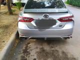 Toyota Camry 2021 годаfor18 500 000 тг. в Алматы – фото 4