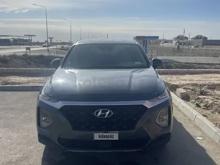 Hyundai Santa Fe 2019 года за 11 500 000 тг. в Актау