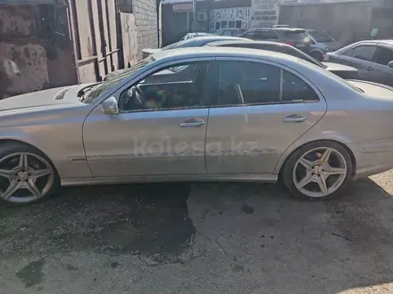 Mercedes-Benz E 55 AMG 2002 года за 7 578 787 тг. в Шымкент – фото 4