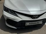 Toyota Camry 2021 года за 15 000 000 тг. в Алматы – фото 4