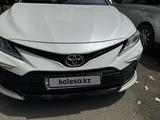 Toyota Camry 2021 года за 15 000 000 тг. в Алматы – фото 3