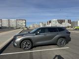 Toyota Highlander 2025 года за 28 500 000 тг. в Астана – фото 2