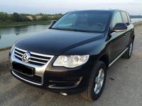 Volkswagen Touareg 2006 годаүшін6 400 000 тг. в Караганда