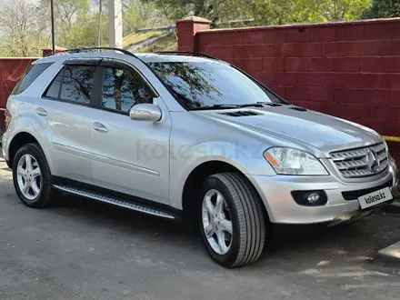 Mercedes-Benz ML 350 2007 года за 7 550 000 тг. в Алматы – фото 2