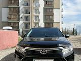 Toyota Camry 2018 года за 13 500 000 тг. в Шымкент