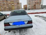 Mercedes-Benz E 300 1993 годаүшін1 500 000 тг. в Актобе – фото 3