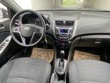 Hyundai Solaris 2015 года за 5 200 000 тг. в Актобе – фото 5