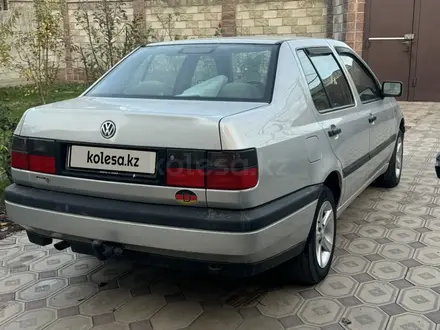 Volkswagen Vento 1996 года за 2 000 000 тг. в Тараз – фото 4