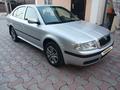 Skoda Octavia 2006 годаfor3 500 000 тг. в Алматы – фото 2