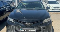 Toyota Camry 2020 года за 7 068 750 тг. в Астана – фото 2