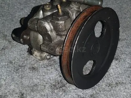 Гур насос гидроуселителя руля Рулевая рейка из Германии за 10 000 тг. в Алматы – фото 24