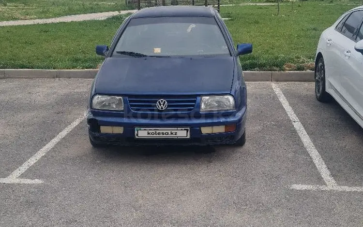 Volkswagen Vento 1997 года за 600 000 тг. в Шымкент
