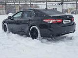 Toyota Camry 2019 года за 13 200 000 тг. в Караганда – фото 4