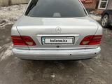 Mercedes-Benz E 280 1997 года за 3 200 000 тг. в Алматы – фото 4