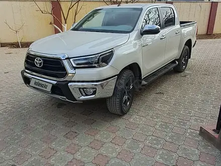 Toyota Hilux 2022 года за 20 500 000 тг. в Актау – фото 2