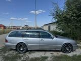 Mercedes-Benz E 320 2002 годаүшін3 300 000 тг. в Астана – фото 3