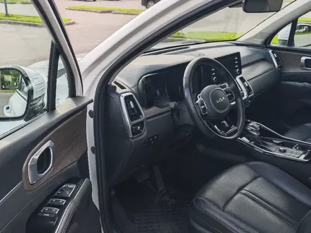 Kia Sorento 2022 года за 14 650 000 тг. в Алматы – фото 5