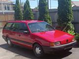 Volkswagen Passat 1993 года за 1 500 000 тг. в Есик