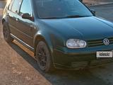 Volkswagen Golf 1999 годаfor1 600 000 тг. в Атырау