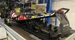 BRP  Ski-Doo Summit 850 2018 года за 5 100 000 тг. в Риддер – фото 2