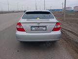 Toyota Camry 2004 годаүшін5 800 000 тг. в Атырау – фото 2