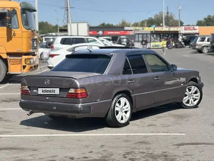 Mercedes-Benz E 200 1993 года за 1 200 000 тг. в Кордай – фото 9