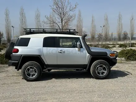 Toyota FJ Cruiser 2007 года за 13 900 000 тг. в Алматы – фото 11