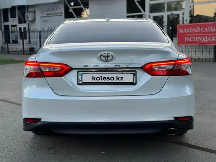 Toyota Camry 2020 года за 14 500 000 тг. в Уральск – фото 8