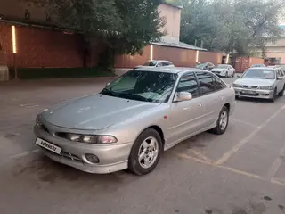 Mitsubishi Galant