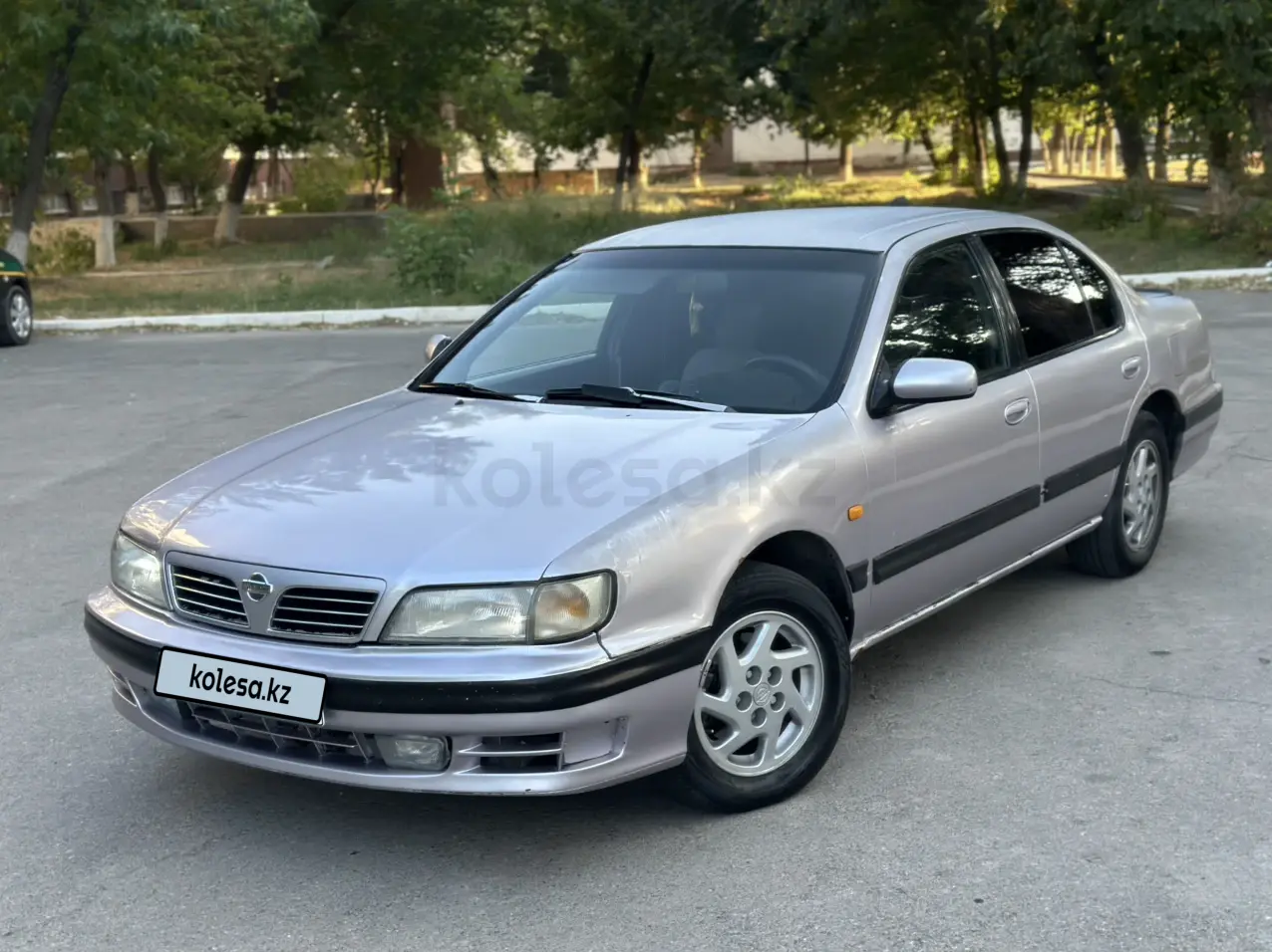 Nissan Maxima, 1996