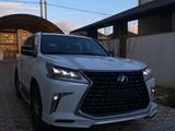 Lexus LX 570 2021 годаүшін88 000 000 тг. в Актау – фото 2