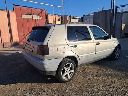 Volkswagen Golf 1998 года за 1 200 000 тг. в Туркестан – фото 3