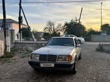 Mercedes-Benz E 230 1990 года за 1 230 000 тг. в Жаркент – фото 2