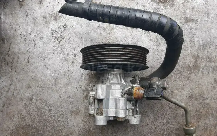 Гур на Тойота Камри за 30 000 тг. в Астана