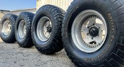 R 15 Japan Berg ширина 8.5j et (-28) с резиной 33-12.5 bfgoodrich M/T. за 310 000 тг. в Алматы