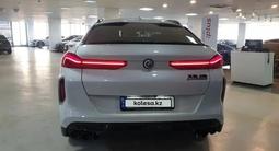 BMW X6 M 2024 года за 70 308 000 тг. в Алматы – фото 4