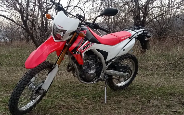 Honda  CRF 250L 2017 годаүшін2 200 000 тг. в Алматы