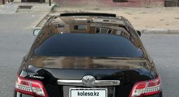 Toyota Camry 2011 года за 5 300 000 тг. в Актау – фото 2