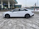 Hyundai Elantra 2024 года за 9 100 000 тг. в Алматы – фото 4