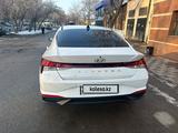 Hyundai Elantra 2021 года за 9 900 000 тг. в Алматы – фото 2