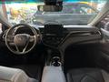 Toyota Camry Elegance eCVT 2024 года за 15 800 000 тг. в Караганда – фото 5